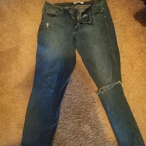 Just Fab Boyfriend Skinny Jeans